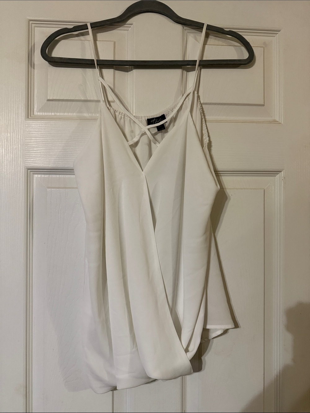 Thalia Sodi White Crisscross V-Neck Camisole